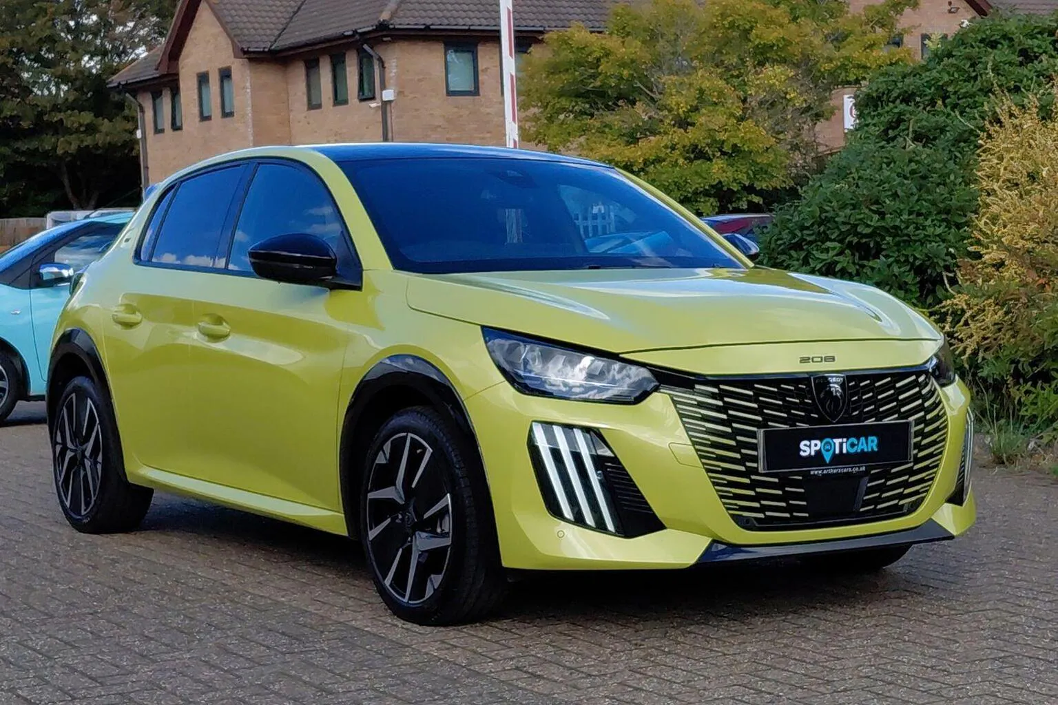 2025 Peugeot 208