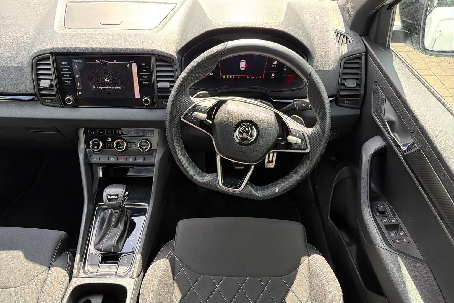 SKODA KAROQ 1.5 TSI ACT SPORTLINE SUV 5DR PETROL DSG 1.5 PETROL AUTOMATIC 8,052...